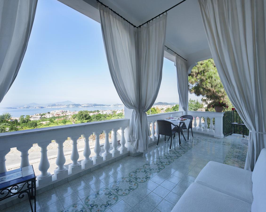 B&B Dumbolo Pozzuoli Bagian luar foto